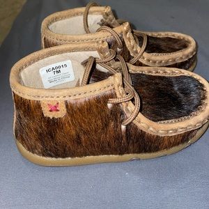 Size 7 Twister X cow hide toddler shoes